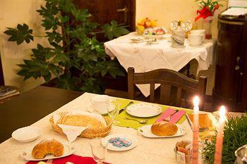 Bed and Breakfast Palazzina Cesira Монтальчино Экстерьер фото