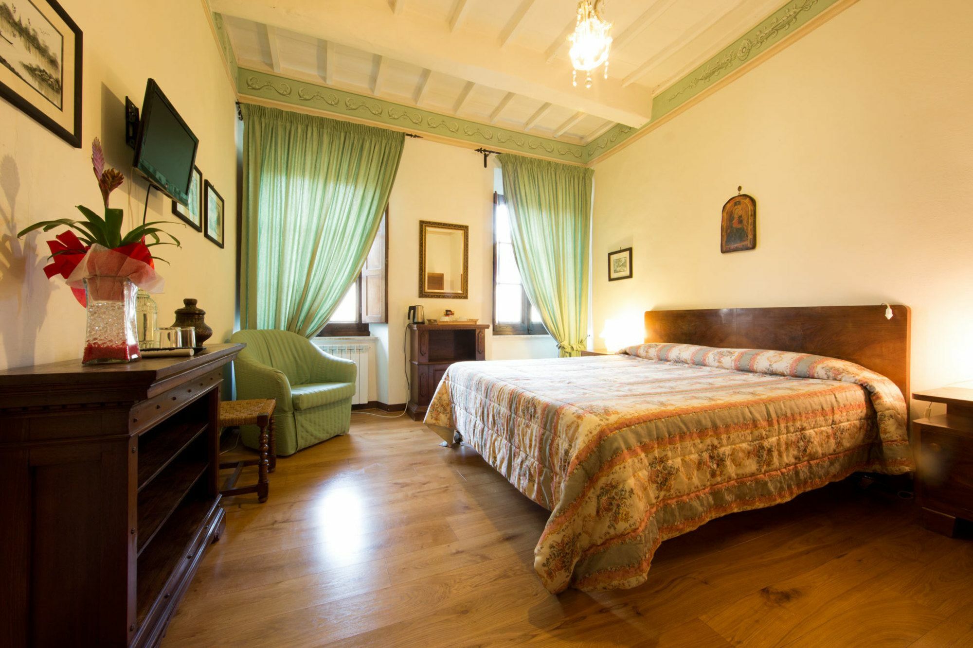 Bed and Breakfast Palazzina Cesira Монтальчино Экстерьер фото